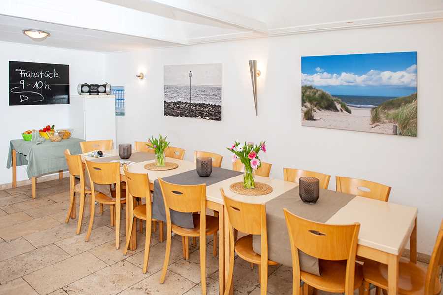 gruppenhaus-niederlande-insel ameland-haus-anja-5-aufenthaltsraum-bild-2.jpg