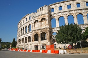 gruppenhaus-kroatien-istrien-gruppenhaus-Liznjan-13-ausflug-nach-pula.jpg