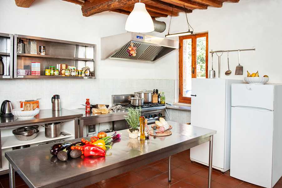gruppenhaus-italien-toskana-casa-pomponi-6-küche-bild-4.jpg