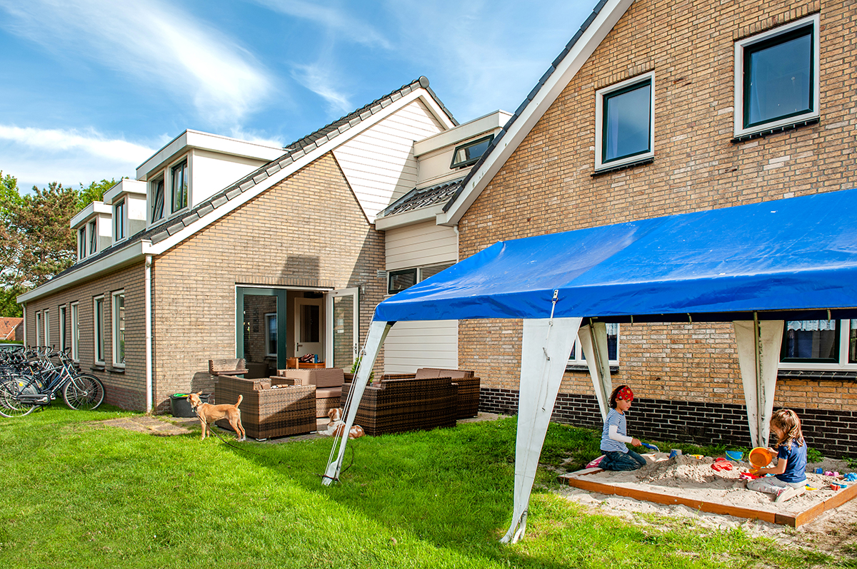 gruppenhaus-niederlande-insel ameland-hof-van-hollum-1-aussenansicht-4.jpg