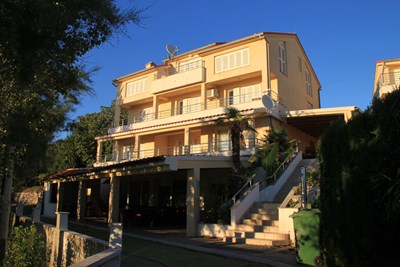 Gruppenhaus Ljubač | HORIZONTE Reisen Bild 1