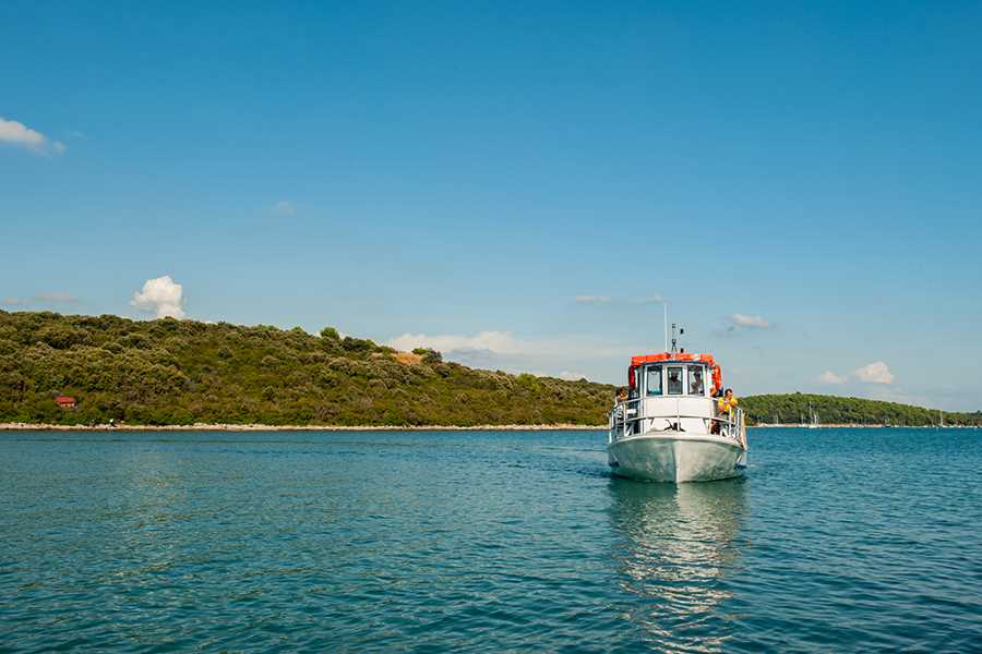 zeltcamp-kroatien-Veruda Island-2-Fähre.jpg