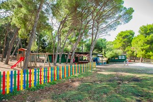 zeltcamp-kroatien-Veruda Island-7-Kiosk und Fähranleger.jpg