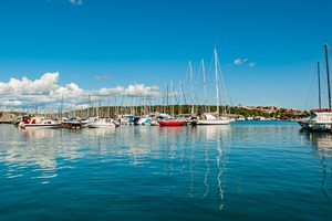 gruppenhaus-kroatien-Villa Lemon-12-pula hafen.jpg