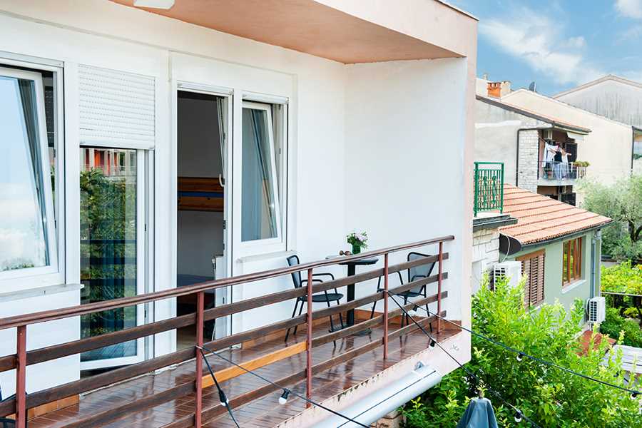 gruppenhaus-kroatien-Villa Lemon-2-balkon-1.jpg