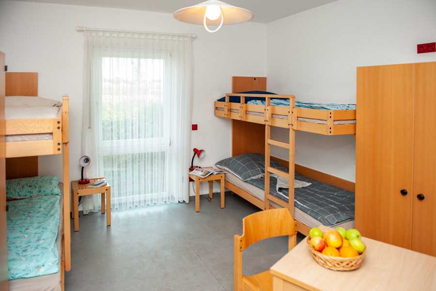 gruppenhaus-deutschland-matrosenkoje-5-schlafzimmer-bild 4.jpg