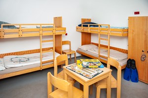 gruppenhaus-deutschland-matrosenkoje-3-schlafzimmer-bild 2.jpg