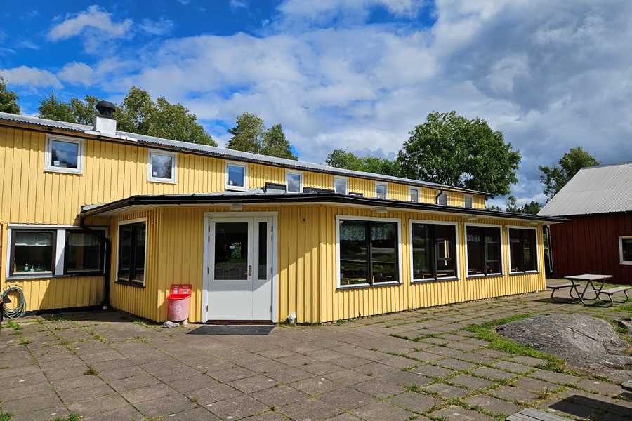 gruppenhaus-schweden-radehult-1-aussenansicht-bild-1.JPG