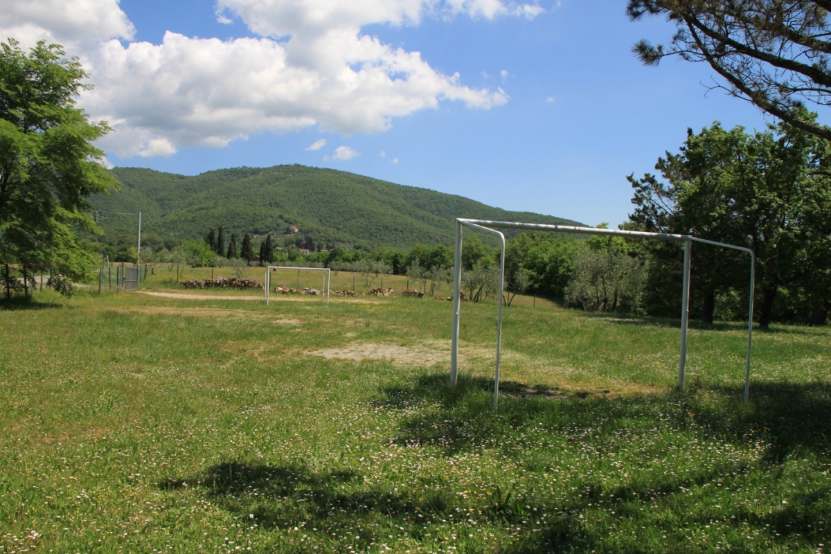 Gruppenhaus-Italien-Casa Montelungo-13-Spielwiese-1.jpg
